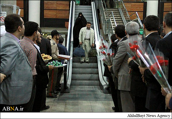 آیا حجاج ایرانی "ویروس ابولا" دارند؟/  برای شناسایی مبتلایان چه برنامه ای دارید؟